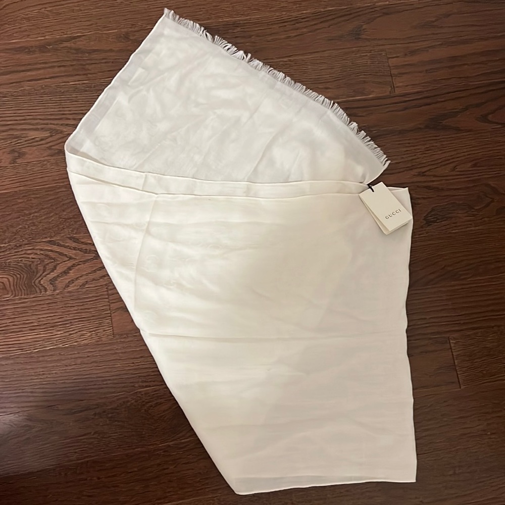 Gucci scarf